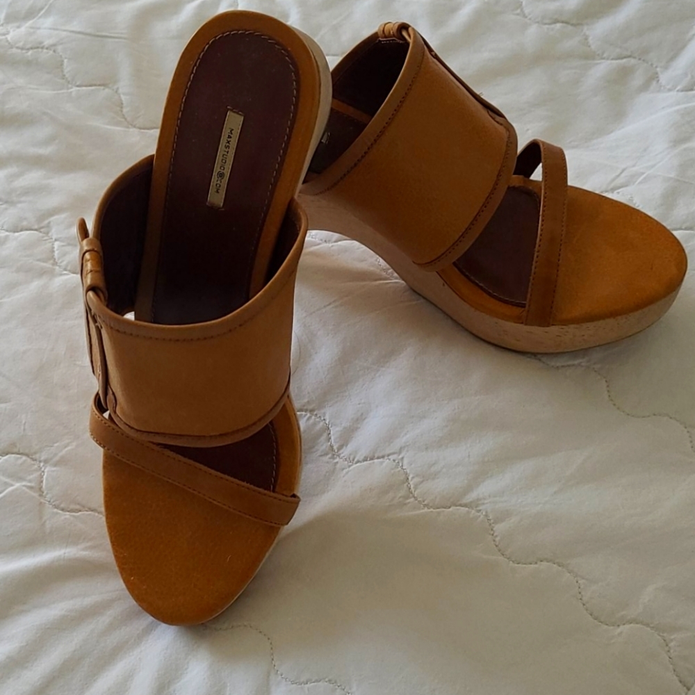 Max Studio Sandals, size 8M